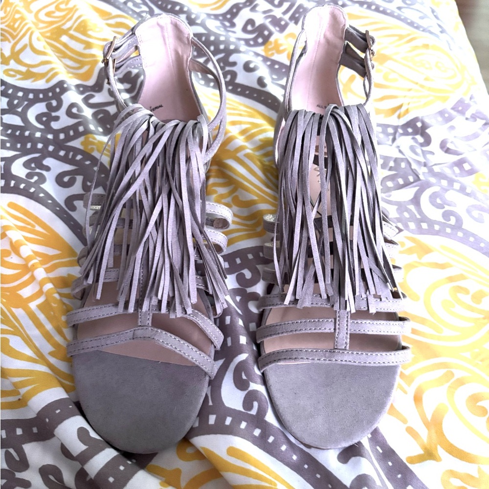 NWOT BEAUTIFUL MIXX SHUZ TAN ANKLE STRAP SANDALS SZ 7